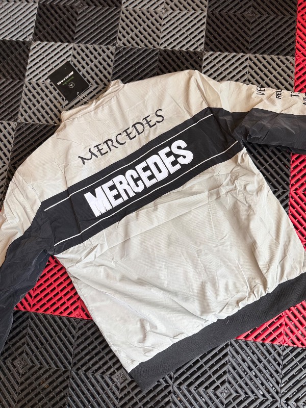 Campera Mercedes 2