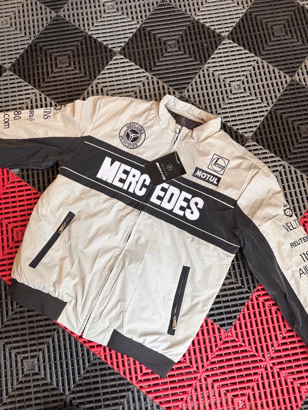 Campera Mercedes 1